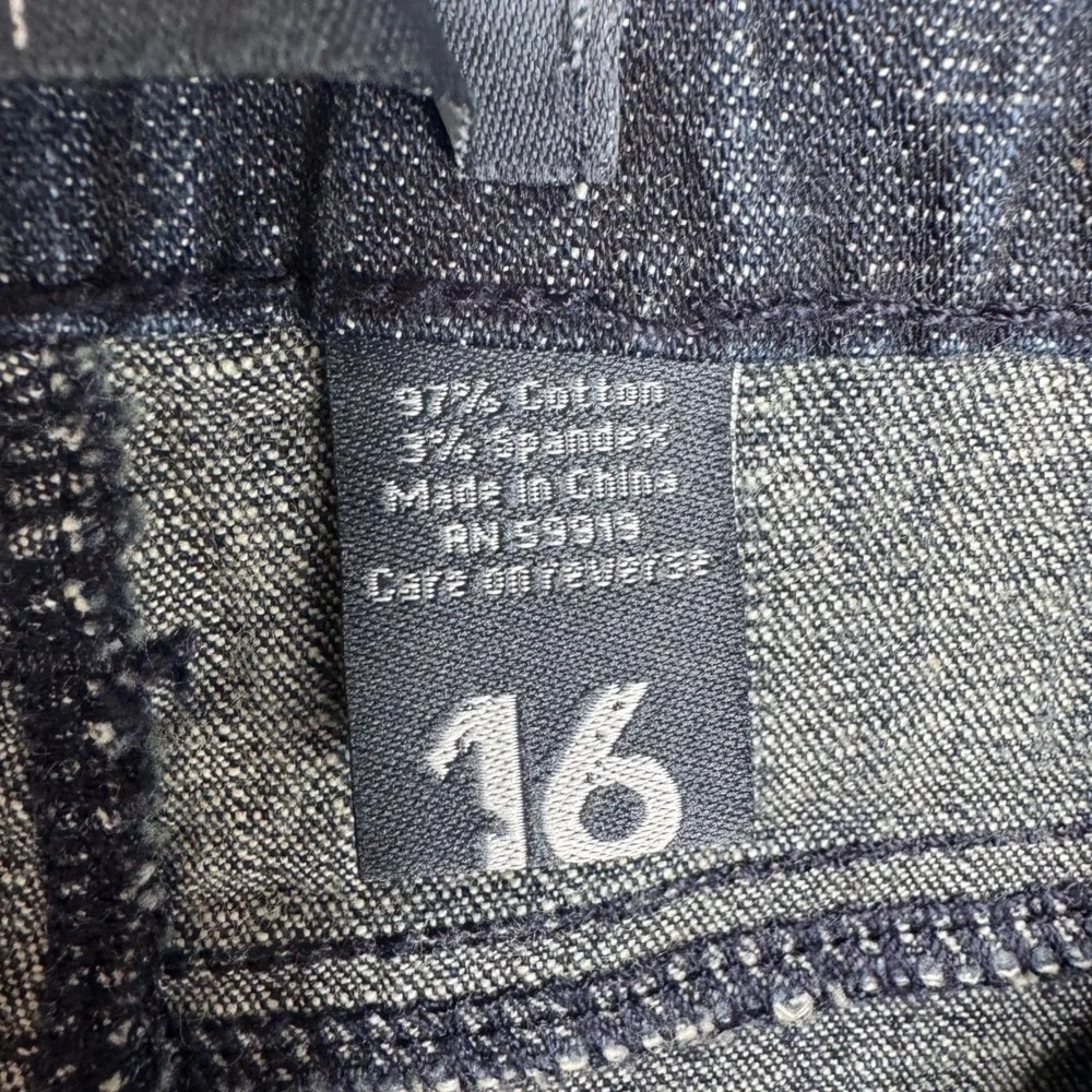 VTG Apt 9 Denim Dark Wash Bermuda‎ Mom Jean Shorts Size 16 Stretch 97% Cotton